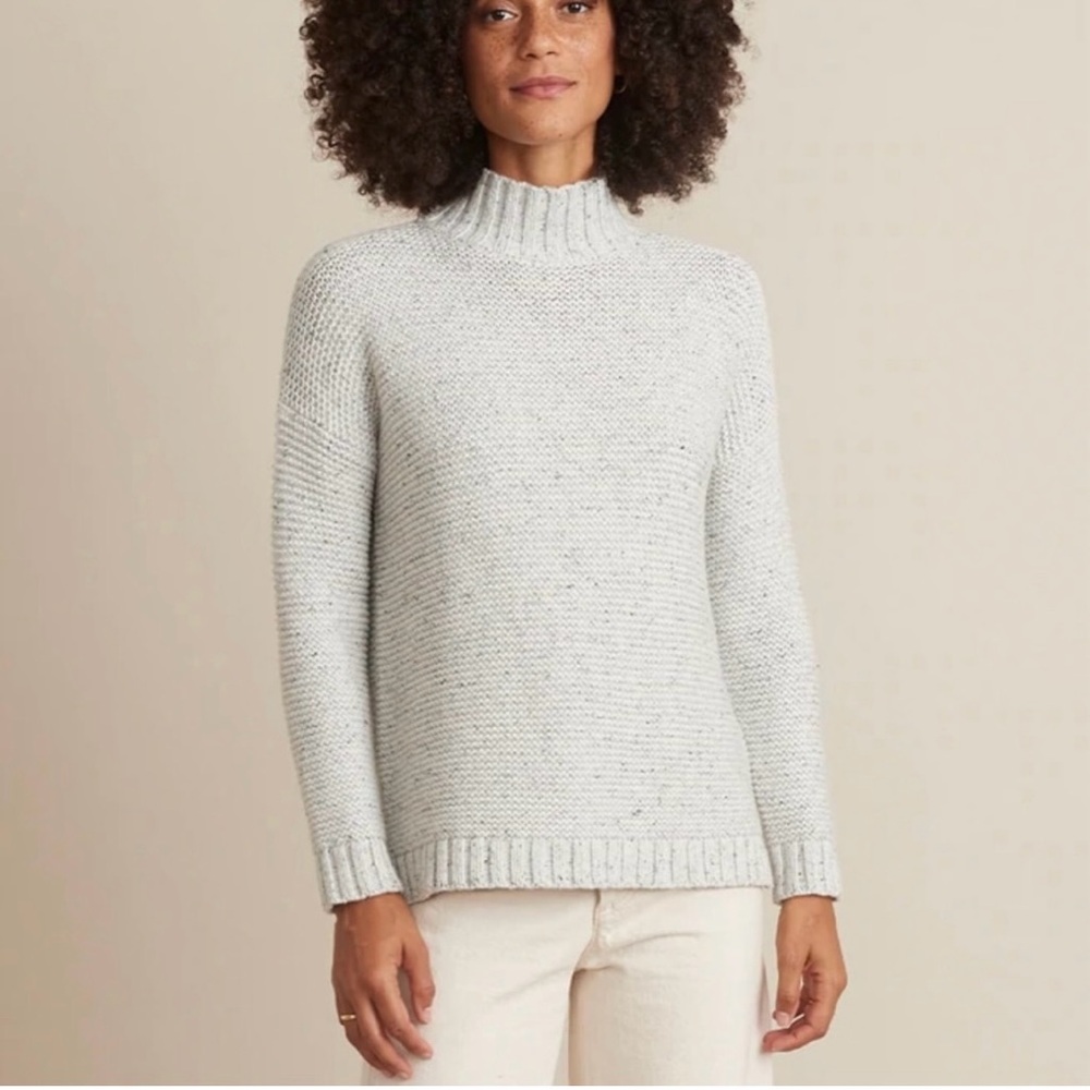 Remi Turtleneck Sweater in Light Heather Grey Neps